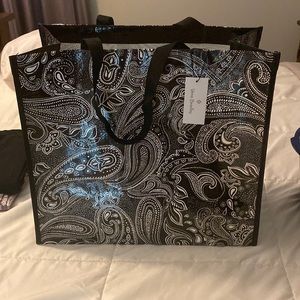 Vera Bradley market tote